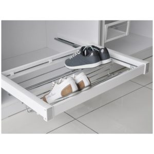 shoe holder pull-out